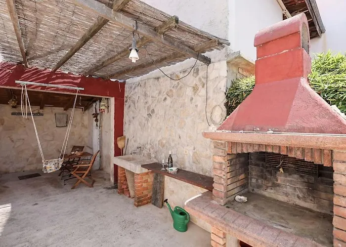 Holiday home Laurel House,